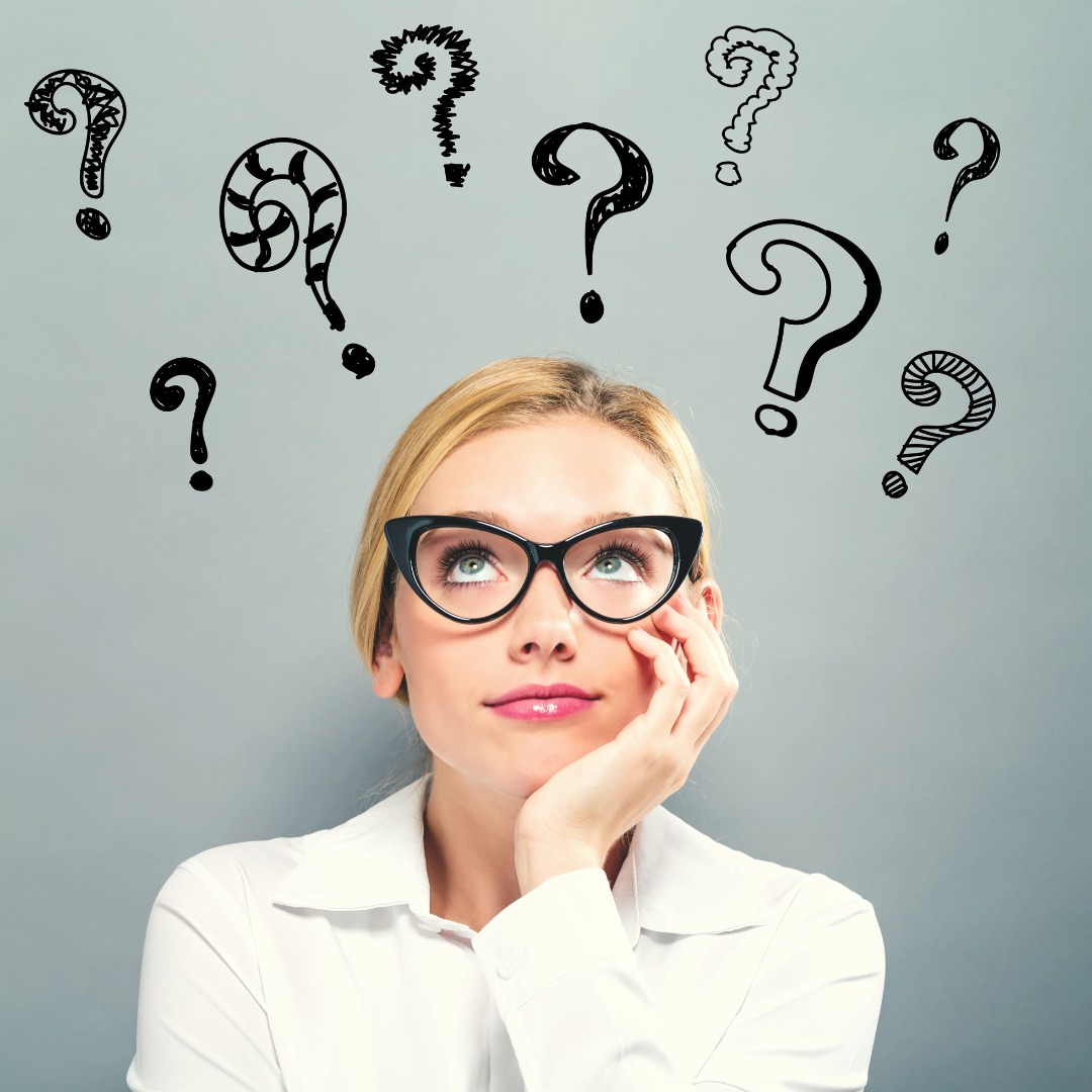 girl with question mark -image